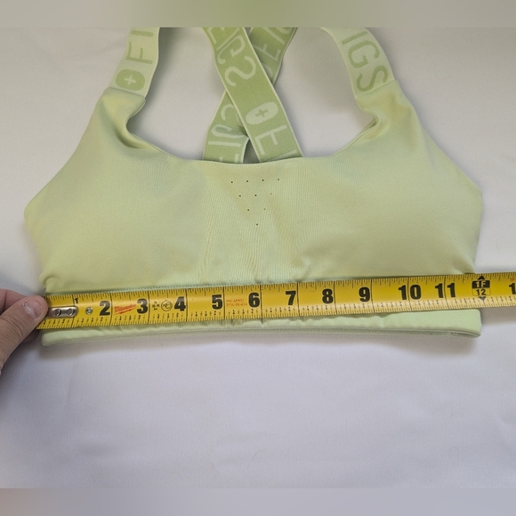 FIGS Underscrub Sports Bra Lime Green Size XS In GREAT Used Condition - Picture 9 of 10